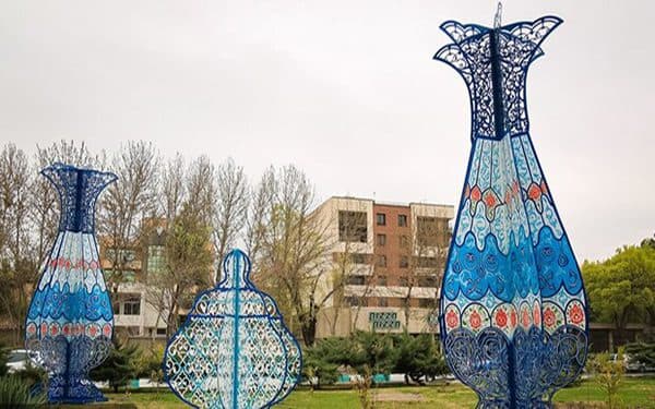 نصب ۲۰ المان نوروزی در شهرکرد