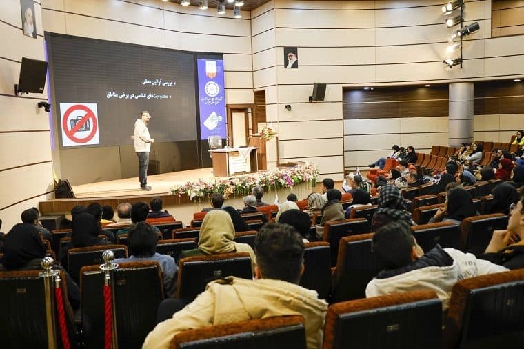 کارگاه عکاسی در سفر: تلفیق تکنیک و هنر برای ثبت خاطرات ماندگار