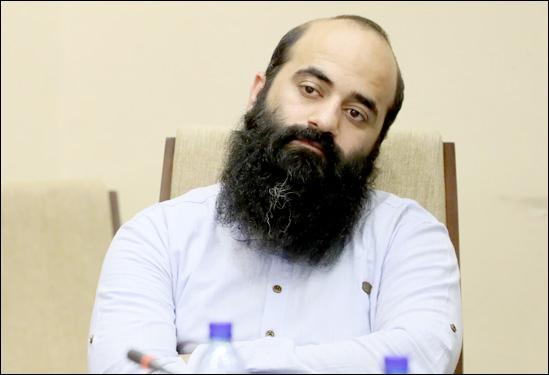 توسعه‌ی تئاتر مردمی از اهداف ویژه‌ی ما خواهد بود