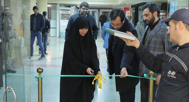 نمایشگاه «نمای حقیقت» افتتاح شد