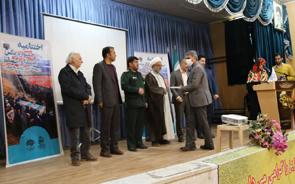 اختتامیه جشنواره عکس شهدای گمنام و روایت یک عکس در شهرکرد برگزار شد