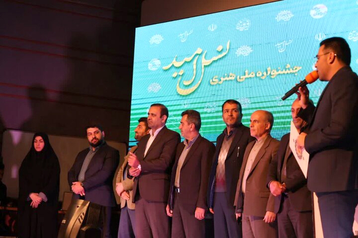 فرهنگ و هنر چهارمحال و بختیاری متناسب با ظرفیتهای استان حمایت نمیشود فرهنگ و هنر چهارمحال و بختیاری متناسب با ظرفیتهای استان حمایت نمیشود