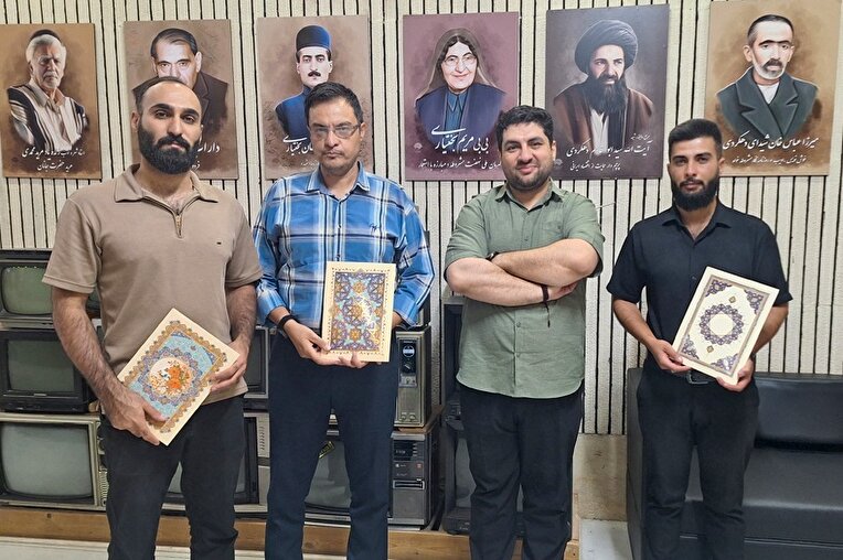 تقدیر رئیس حوزه هنری چهارمحال و بختیاری از کارکنان پردیس سینمایی بهمن به مناسبت روز ملی سینما