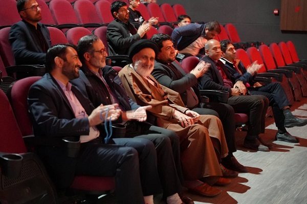 امام جمعه شهرکرد، میهمان ویژه پردیس سینمایی بهمن امام جمعه شهرکرد، میهمان ویژه پردیس سینمایی بهمن