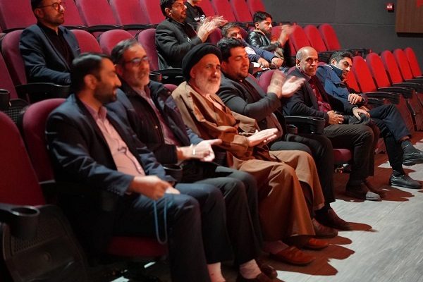 امام جمعه شهرکرد، میهمان ویژه پردیس سینمایی بهمن امام جمعه شهرکرد، میهمان ویژه پردیس سینمایی بهمن